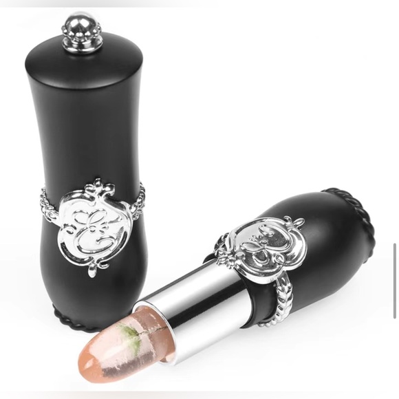 One Magic Temperature-Changing Flower Jelly Lipstick 💄 - Picture 13 of 16